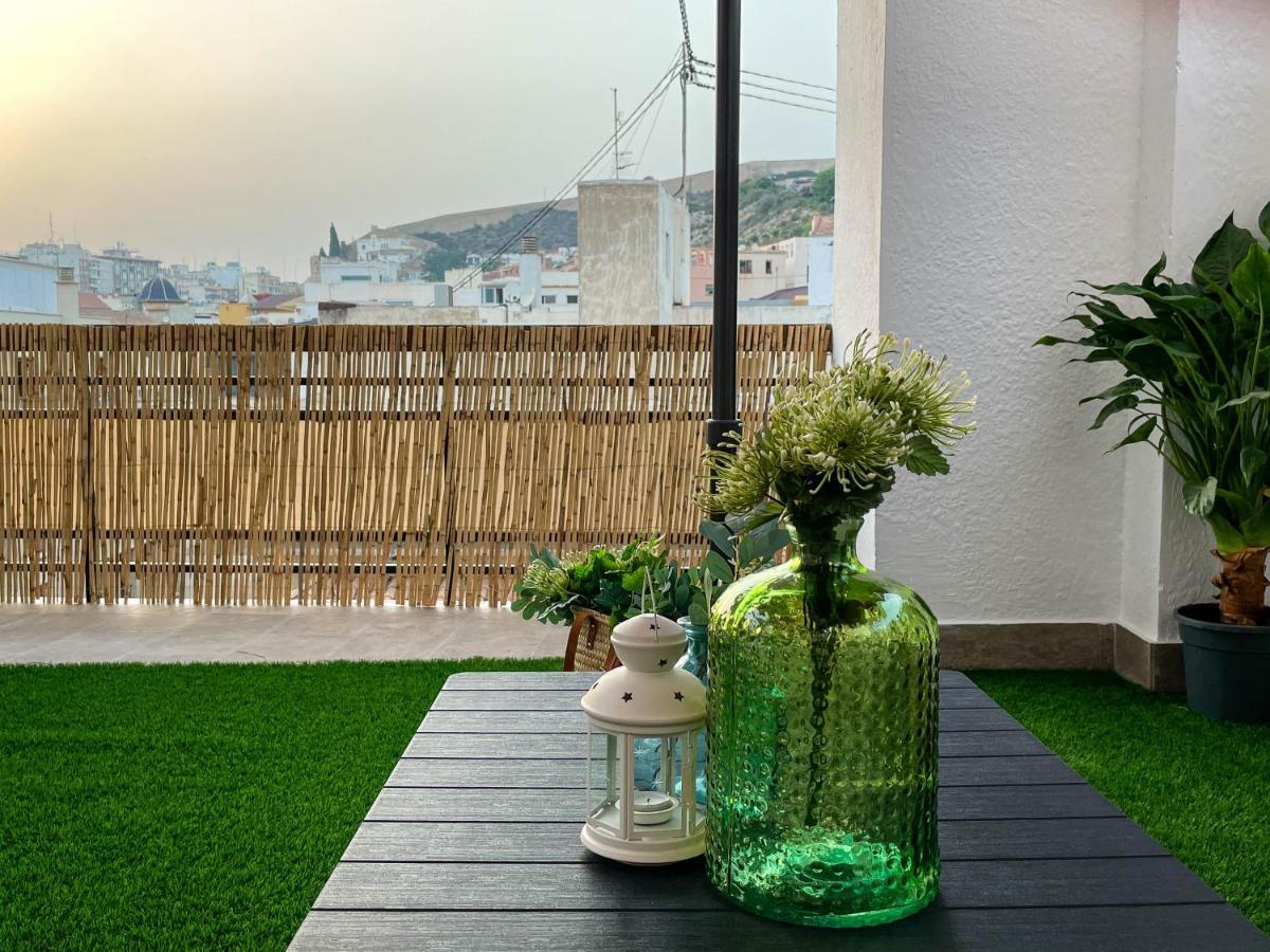 La Terraza. Vistas Al Castillo A 1 Min. De La Playa Alicante Extérieur photo